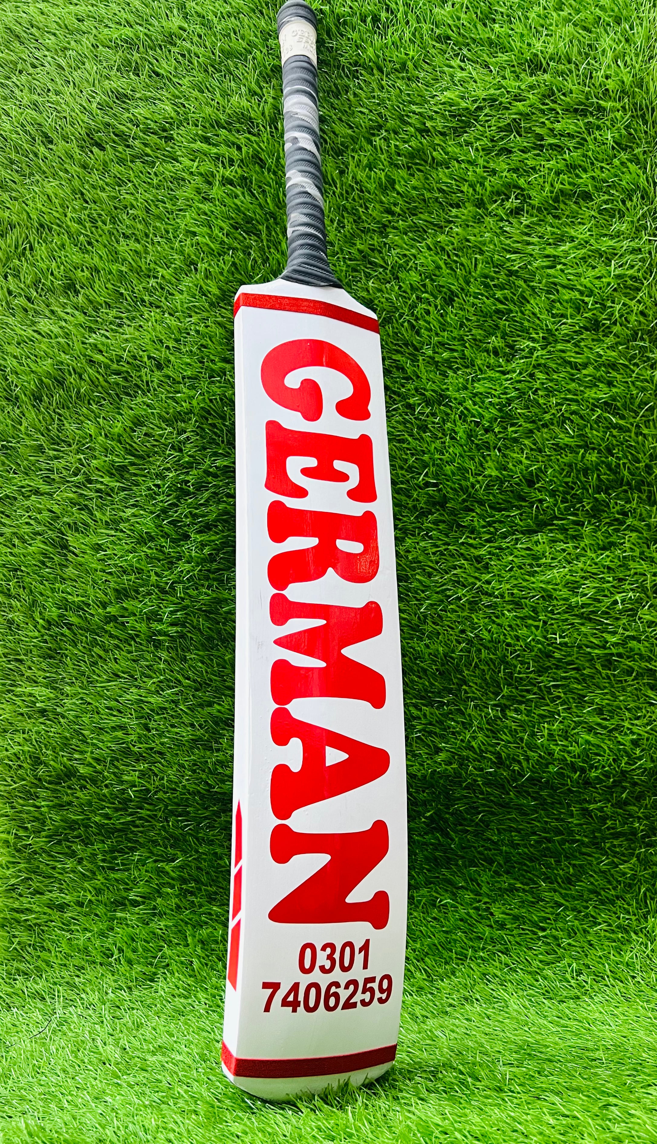 GERMAN COCONET BAT MALASHIAN CAN HANDLE