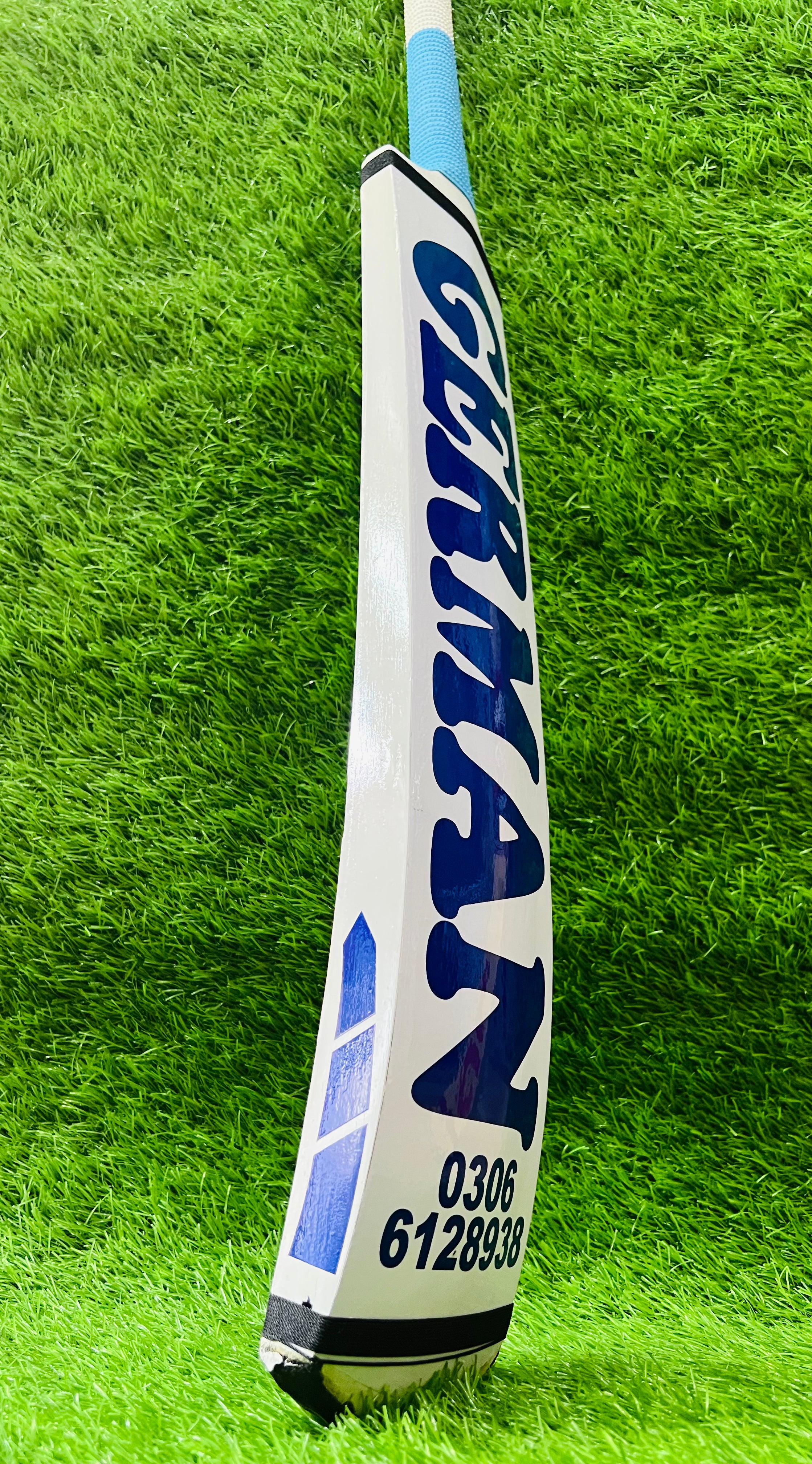GERMAN COCONET BAT MALASHIAN CAN HANDLE